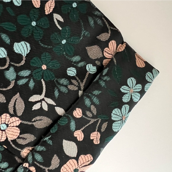 Beautiful Coast Weber Ahaus pants (Montclair group) with floral design - Picture 4 of 4